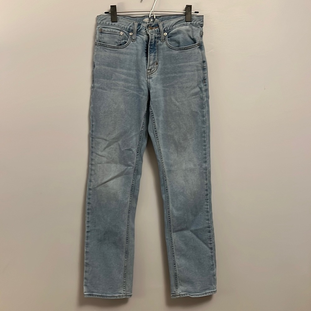 Old Navy Straight Built In Tough Light Wash Blue Jean